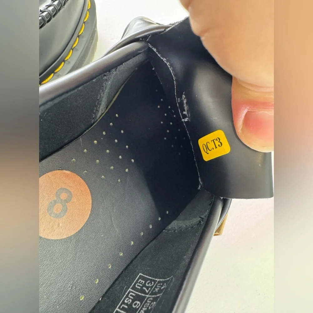 DR. Martin .ADRIAN BEX
SMOOTH LEATHER
TASSEL
LOAFERS - Picture 9 of 12